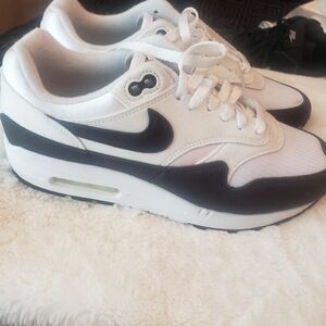 Women's Nike Air Max